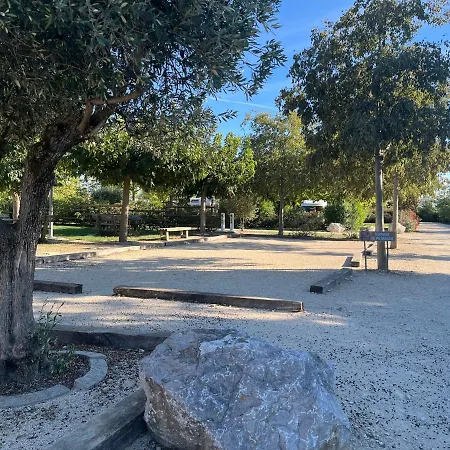 Campsite L' Arlesienne Arles
