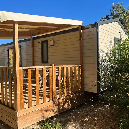 Campsite L' Arlesienne Arles